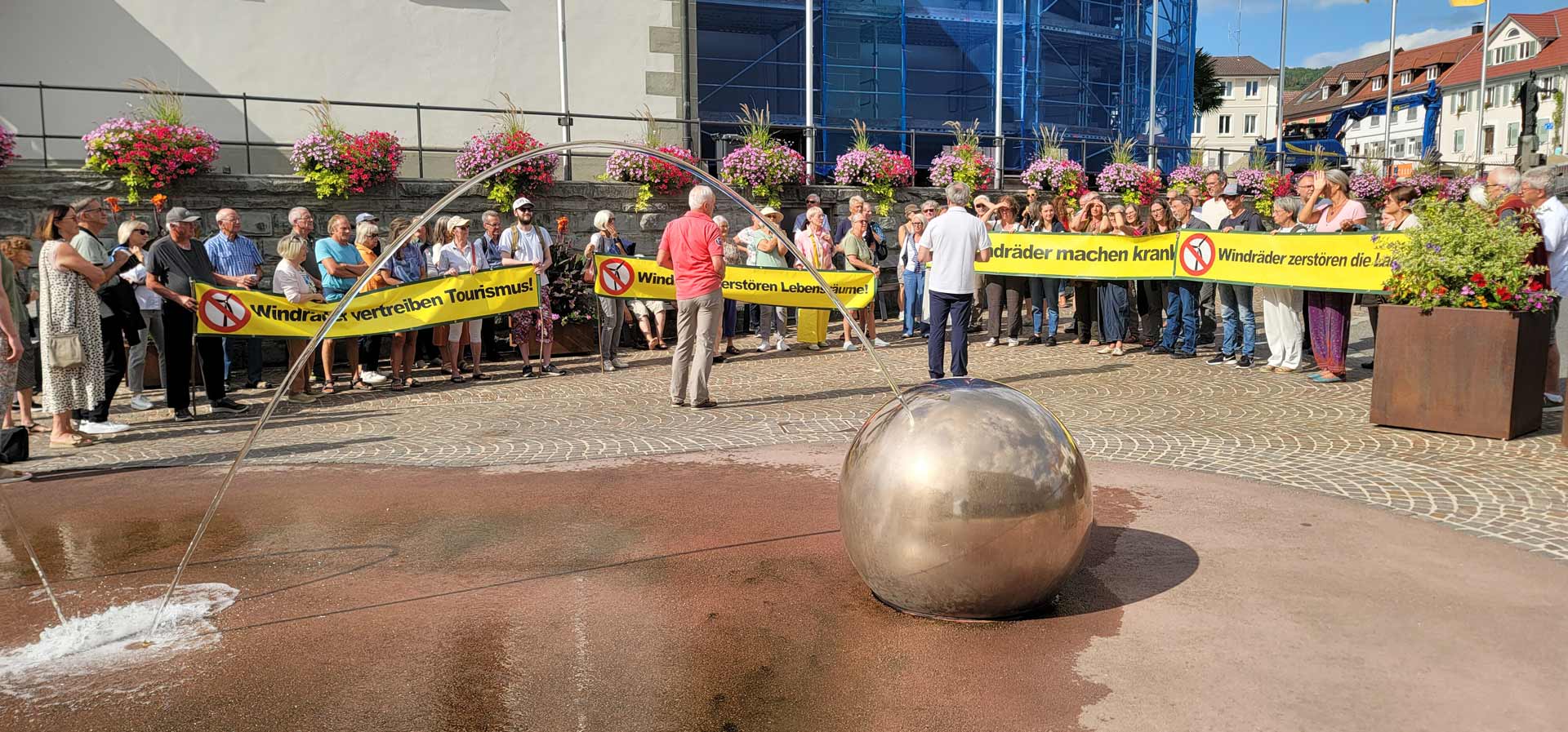 Markdorfer Bürgerprotest: Entscheidung zu Windkraft am Gehrenberg verschoben